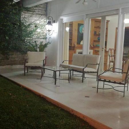 Casa Franca - Bed And Breakfast En San Isidro - Habitaciones - Piscina Exterior foto